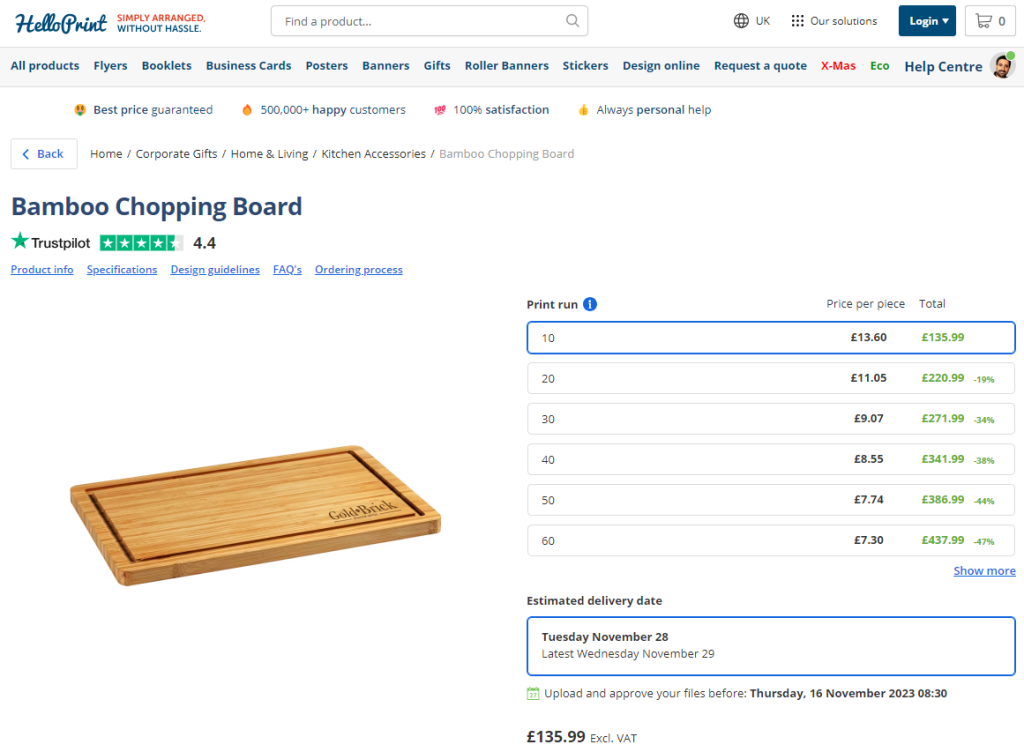Custom bamboo chopping boards on HelloPrint