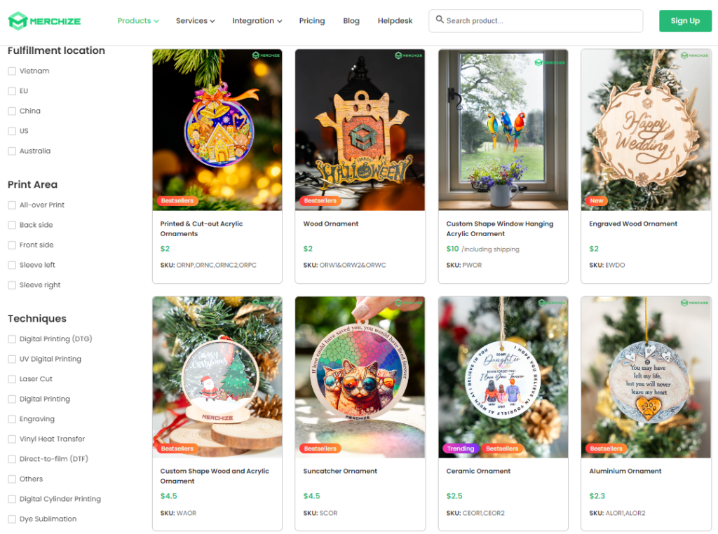 Merchize' catalog for custom printed ornaments